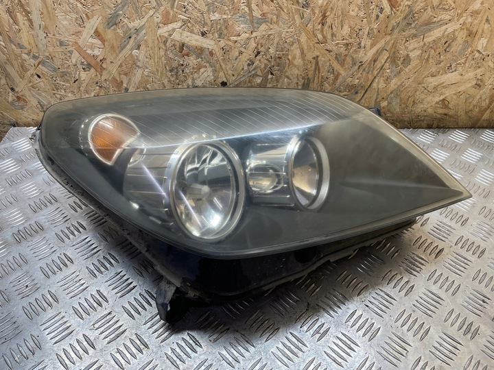 LAMP LAMP FRONT RIGHT OPEL ASTRA H 1,7 CDTI photo 1 - milautoparts-fr.ukrlive.com