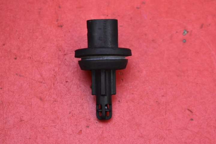 CAPTEUR TEMPÉRATURE AIR 90470089 OPEL CORSA D 1.2 16V 80 KM 06-11