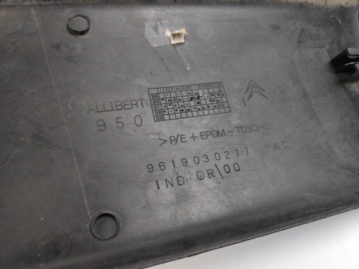 CITROEN BERLINGO I MOULURE REVÊTEMENT GARDE-BOUE DROIT ARRIÈRE 9619030277
