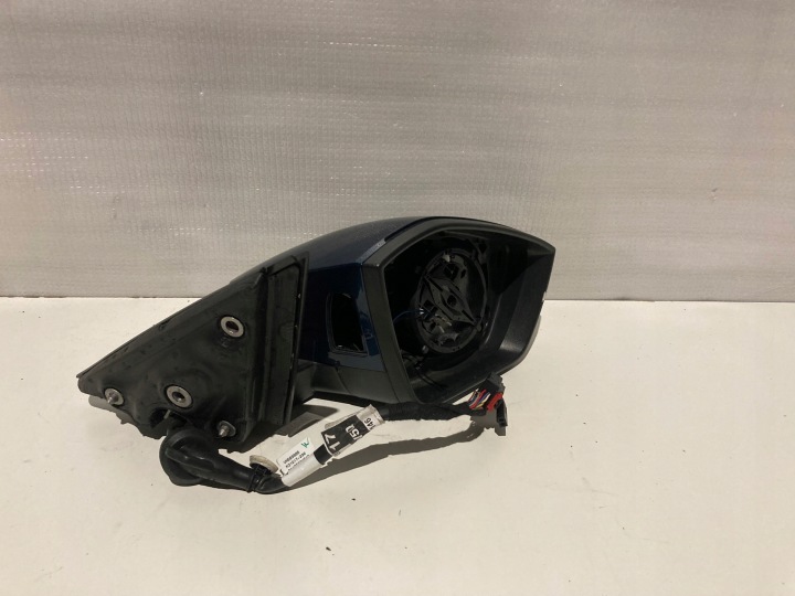 RÉTROVISEUR DROIT 15 GOUPILLE SKODA OCTAVIA IV 5E4857408AB