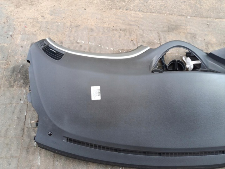 SUBARU TRIBECA B9 LIFT TABLEAU DE BORD EUROPE