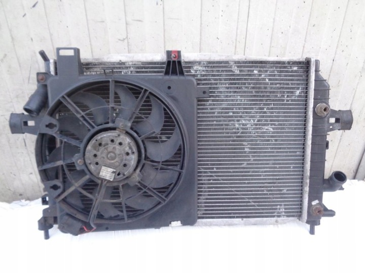 VENTILATEUR RADIATEUR 13171426 OPEL ASTRA H ,ZAFIRA B II 1.9 CDTI 1.7 CDTI
