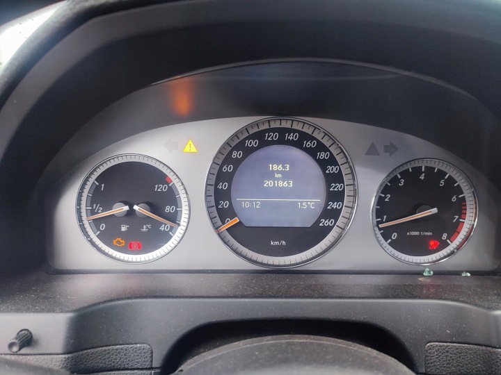 MOTEUR POTEAU MERCEDES C W204 1.8 KOMPRESSOR 184KM 271950 201 MILLE FILM