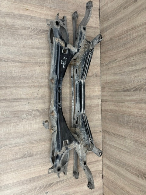 HONDA CIVIC X CHÂSSIS ARRIÈRE SUSPENSION BRAS DE SUSPENSION POUTRE 17-21R LEVIER TRAVERSE
