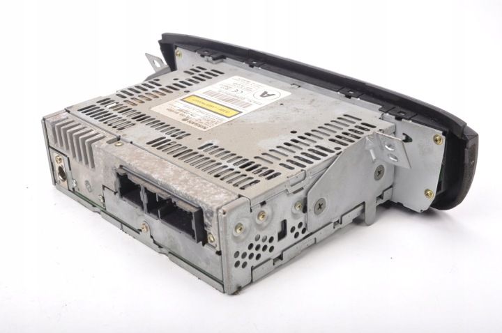 NISSAN ALMERA TINO RADIO 28185BU005