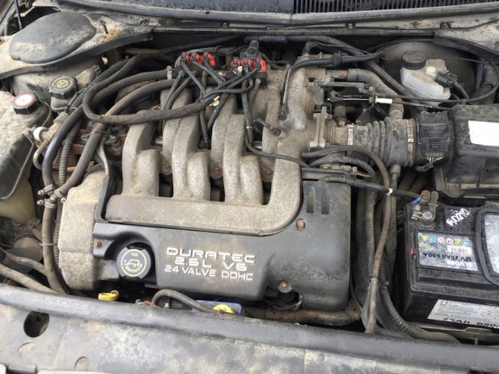 FORD MONDEO COLLECTEUR ADMISSION 2001 2.5L