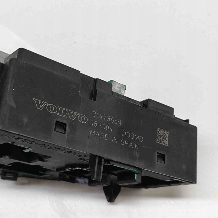 BOÎTE FUSIBLES VOLVO V90 II 31473569 28313832 2.0L 226KW 2018