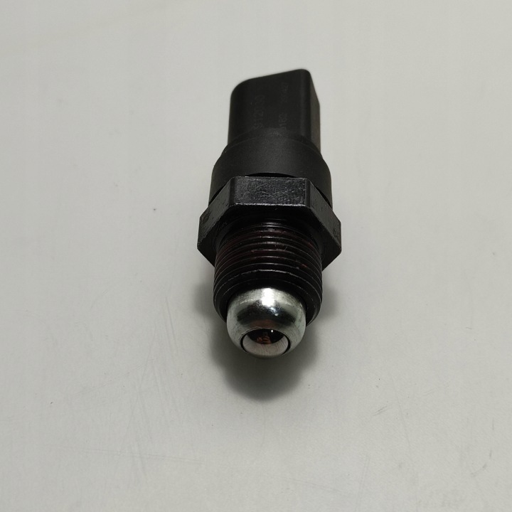 COMMUTATEUR FEUX MARCHE ARRIÈRE METZGER VAG GOLF IV/OCTAVIA/A3 /2 BROCHES