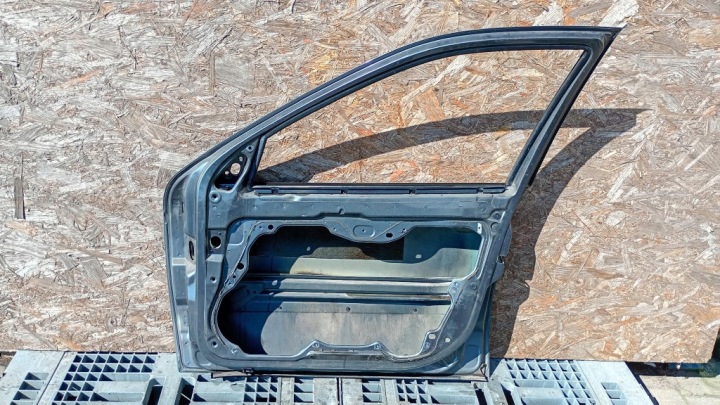 PORTES AVANT DROIT SEAT LEON I 02R HAYON L57T