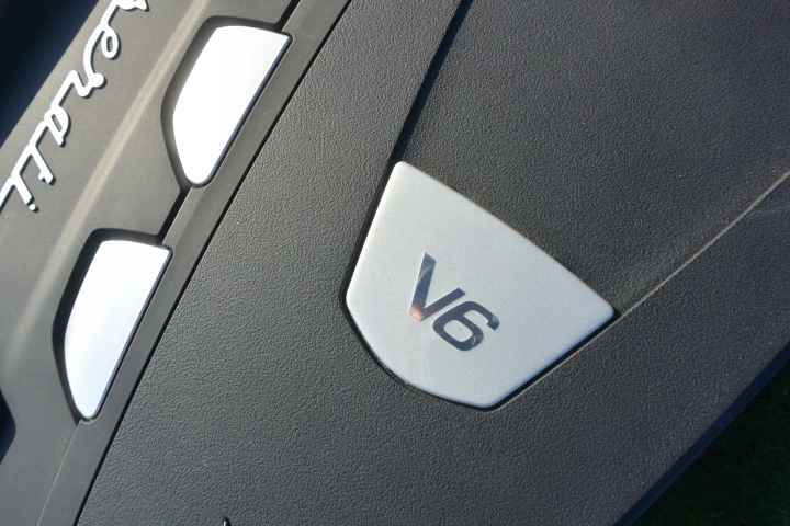 COUVERCLE MOTEUR 3.0D QUATTROPORTE GHIBLI LEVANTE