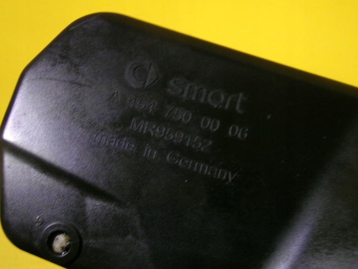 CLAPET GOULOTTE DE REMPLISSAGE CARBURANTS AVEC BOUCHON SMART FORFOUR I 2004 ZSB638201 NR419