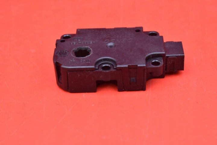 PETIT MOTEUR RÉCHAUFFEURS CZ113930-0857 AUDI A6 C7 3.0 TDI 204 KM 10-14
