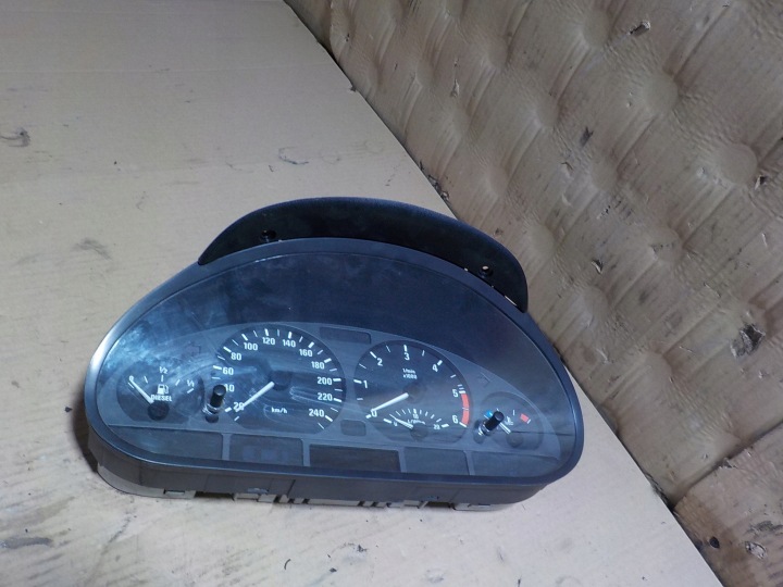 BMW 320 COMPTEUR COMPTEUR 6 940 870