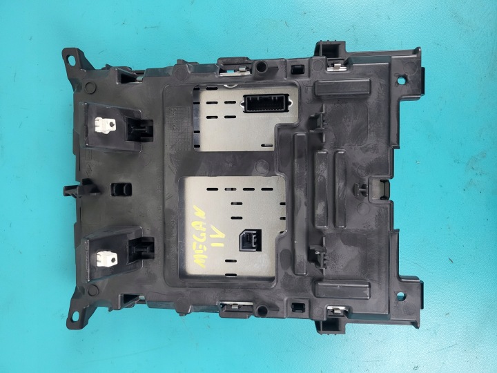 RENAULT MEGANE IV 4 16R MONITEUR NADIO NAVIGATION PANNEAU CONDUIT D'AIR