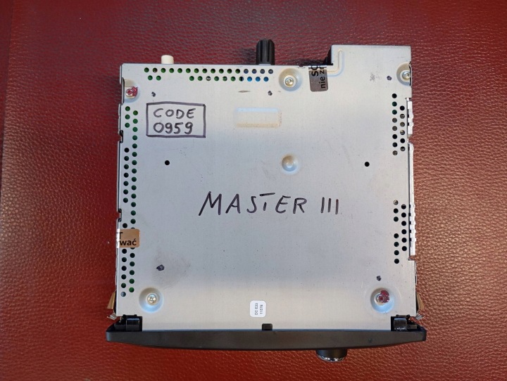MASTER 3 III MOVANO B NISSAN NV400 RADIO AUTORADIO CD 281154729R