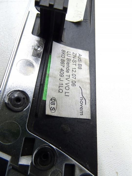 MOULURE DÉCOR FLANC PORTES GAUCHE AVANT 8K0867409J AUDI A4 B8 A5 8T