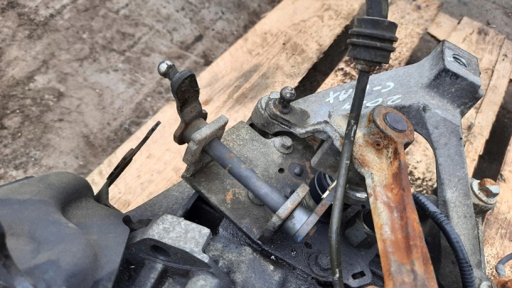 BOÎTE DE VITESSES 4M5R-7002-VA FORD C-MAX MK1 FOCUS MK2 2.0B