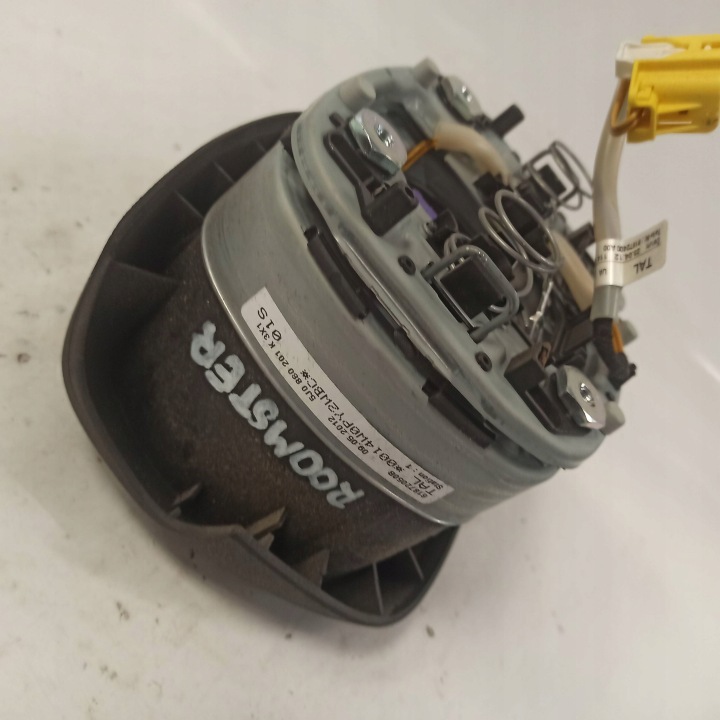 SKODA ROOMSTER COUSSIN CONDUCTEUR 5J0880201K