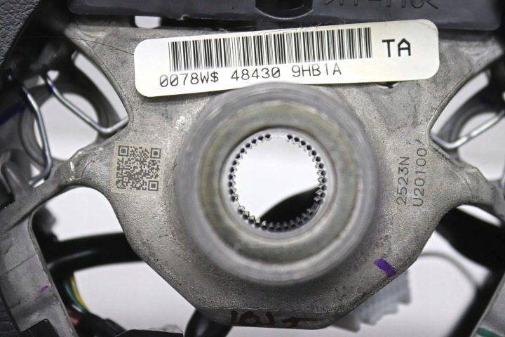 VOLANT NISSAN ALTIMA (L33) 484309HB1A 36140189 2.5L 134KW 2022