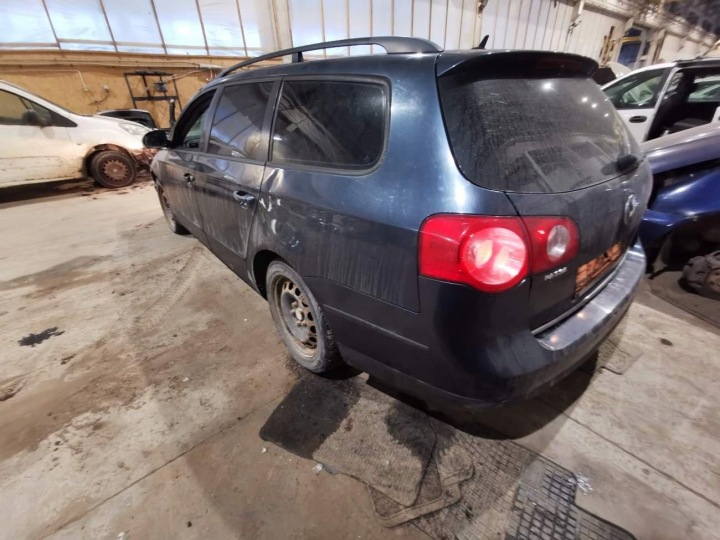 VOLKSWAGEN PASSAT MOTEUR BOUCHONS RÉCHAUFFEURS 2007 1.9L 3C0907511B 3C0.907.51