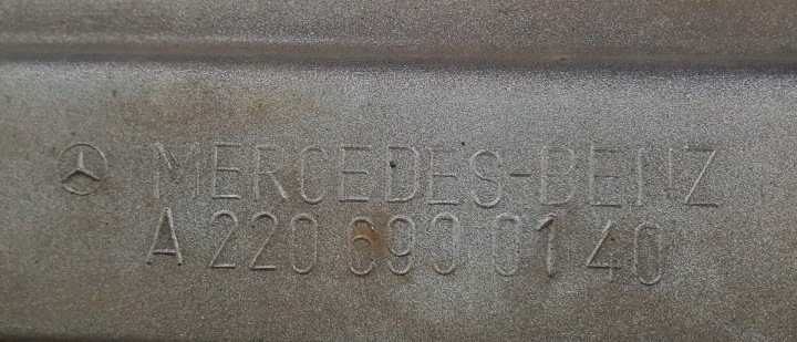 MOULURE REVÊTEMENT SEUIL GAUCHE 744 MERCEDES W220