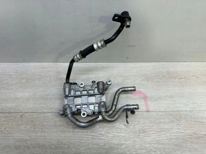 RADIATEUR HUILES VW TOUAREG (7P5) 7P0317037 3.0L 2012