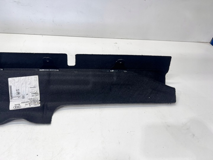 GARNITURE COUVERCLES DE COFFRE AUDI A3 8V BERLINE 8V5863475A