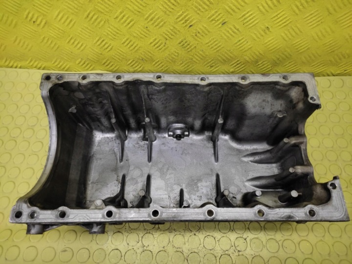 FORD FIESTA MK5 1.8 D CARTER CUVETTE HUILEUX XS4Q6675