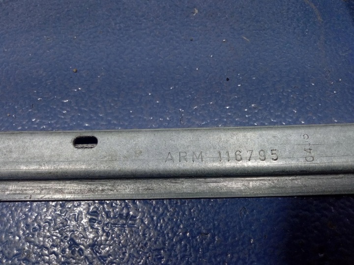 OPEL MERIVA A ÉLÉVATEUR VITRES ARRIÈRE DROIT MANUEL 93367906RH