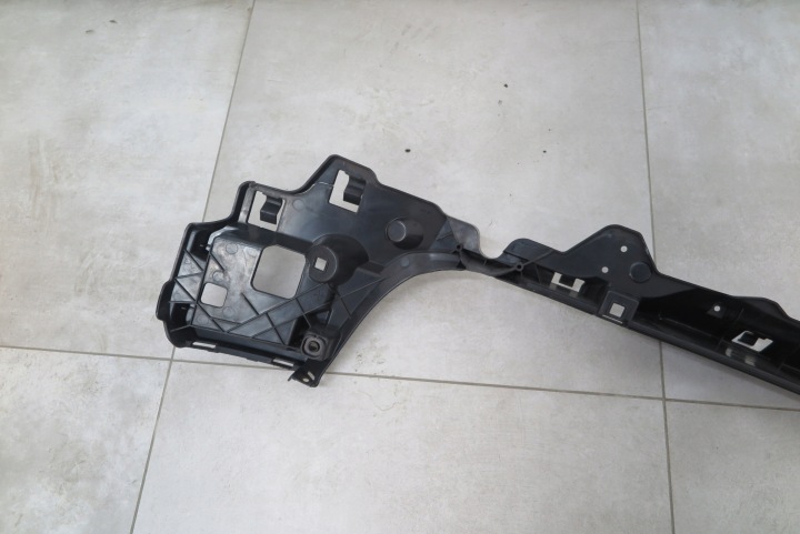 BMW 5 F11 GLISSIÈRE PARE-CHOCS CENTRAL ARRIÈRE 7207109