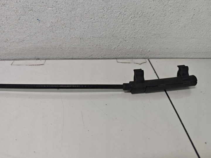 VW PASSAT B5 CÂBLE OUVERTURE CAPOTS 3B1823535D