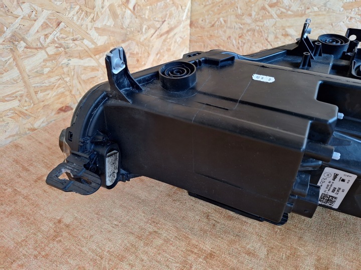 SEAT LEON 4 IV 5FB PHARE GAUCHE COMPLET LED 5FB941773