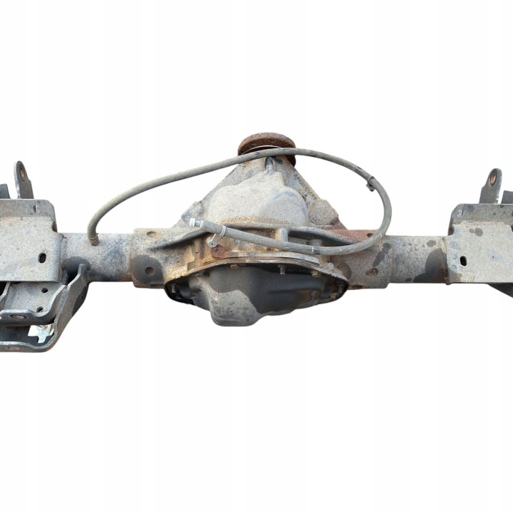POUTRE ARRIÈRE DODGE RAM 1500 DS 68270328AB