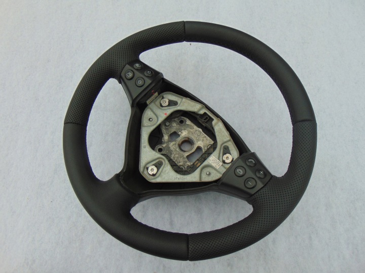 VOLANT MERCEDES W169 A CLASSE NEUF CUIR