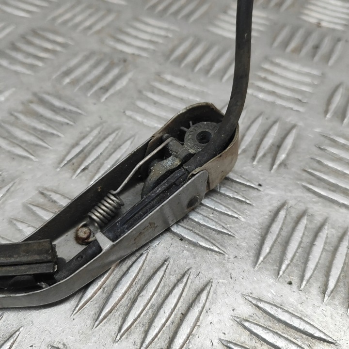 AUTRE PIÈCES DE CARROSSERIE MERCEDES-BENZ AVEC (W126) A1268205744 29440102 1979