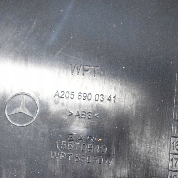 MERCEDES-BENZ C W205 2015 PROTECTION COURROIE COUVERCLES DE COFFRE