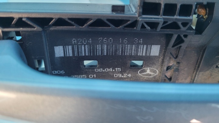 MERCEDES W218 CLS 350 SERRURE DE PORTE A0997300235 SUPPORT POIGNÉES A2047601634