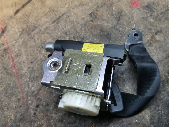 COURROIE CEINTURES DE SÉCURITÉ ARRIÈRE MERCEDES W204 UNIVERSEL A2048600785 A2048600885