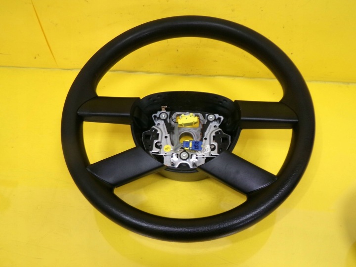 VOLANT AVEC COUSSIN VOLKSWAGEN TOURAN 6Q0419091G NR81
