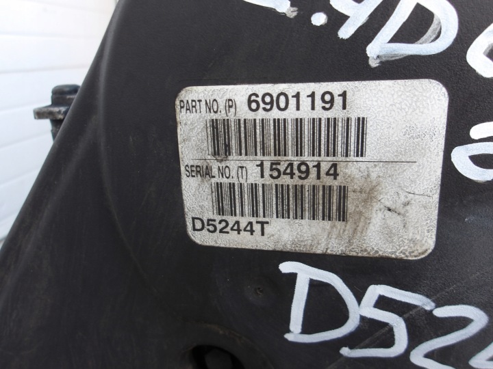 VOLVO XC90 2.4 D MOTEUR POTEAU CODE D5244T KILOMÉTRAGE 235 MILLE KM