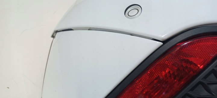 PARE-CHOCS ARRIÈRE JAGUAR E- PACE 540 LIFT 17-19R PDC