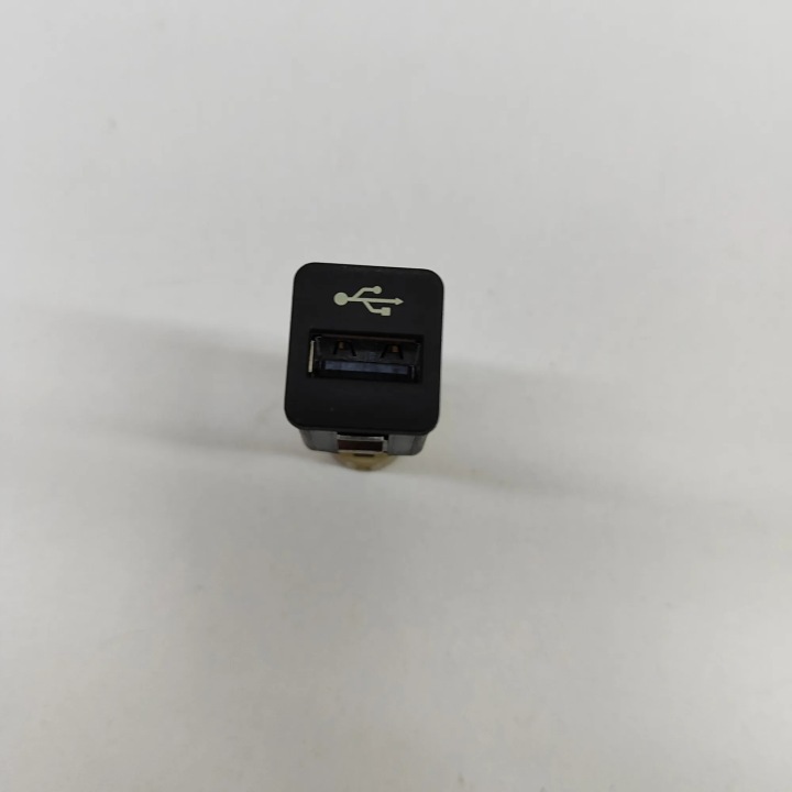 USB BMW X5 (E70) 9167196 3.0L DIESEL 180KW 2010