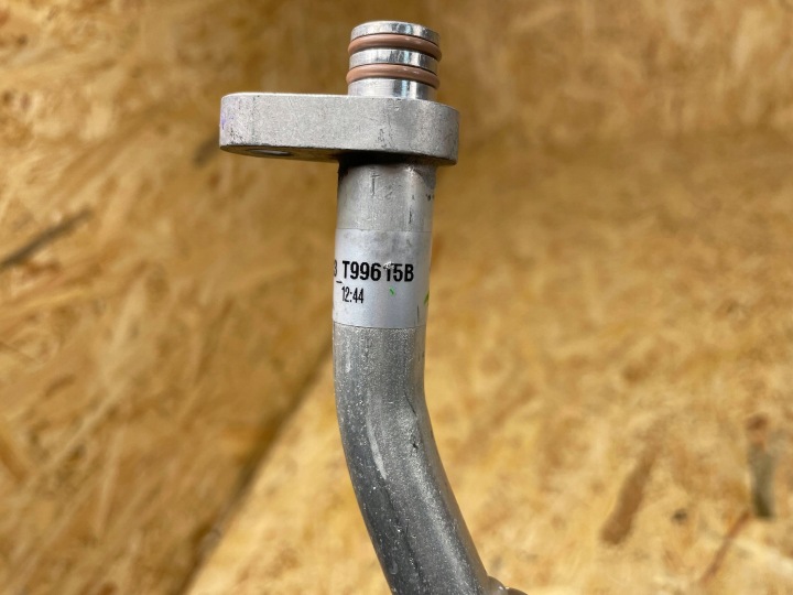 TUYAU TUYAU FIL CLIMATISATION OPEL E-CORSA F PEUGEOT E-208 II T99615B