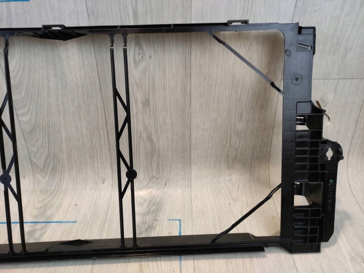 VOLVO XC60 II 2 CHÂSSIS RADIATEUR 31368234