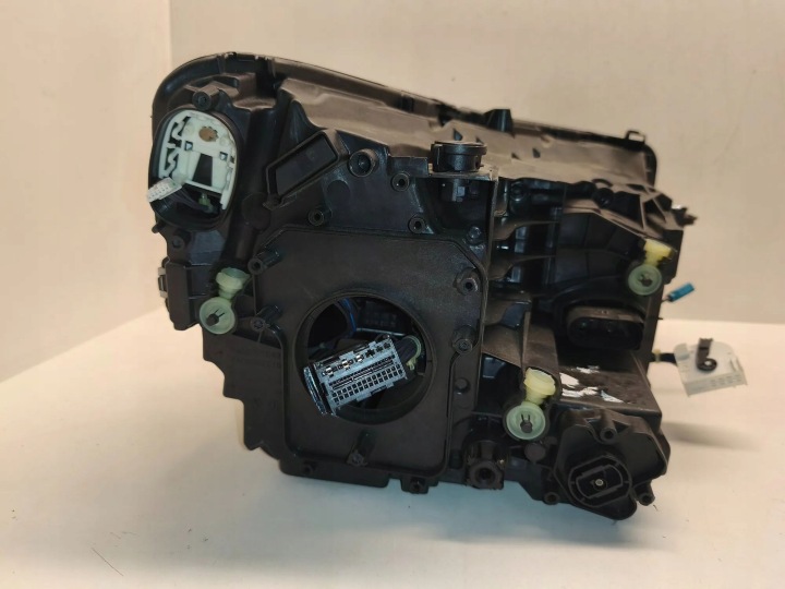 PROJECTEUR GAUCHE CÔTÉ VOLKSWAGEN TAYRON I 57L941059