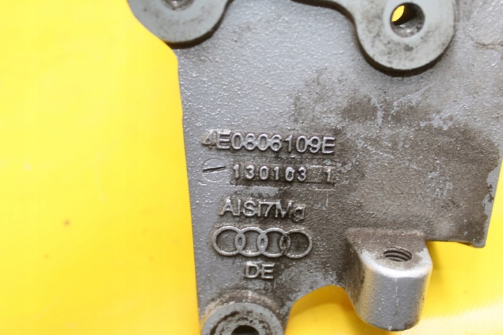 ZONES DE DÉFORMATION GAUCHE AVANT A8 D3 4E0805129C 4.0 TDI