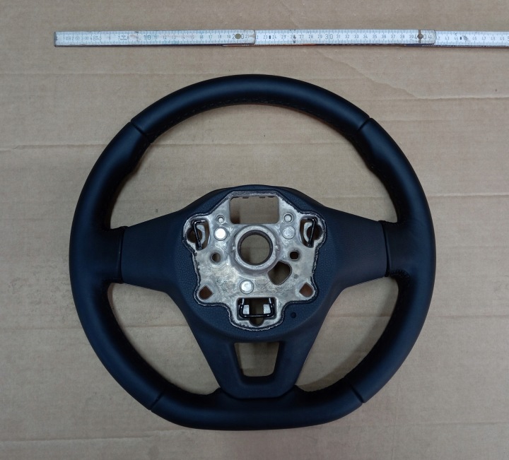 VOLANT VW GOLF VIII 5H0959542A MULTIFONCTIONNELLE