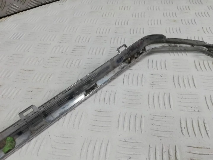 LL MOULURE REVÊTEMENT CALANDRE GRILLE A6 C7 LIFT DD 4G0807715C