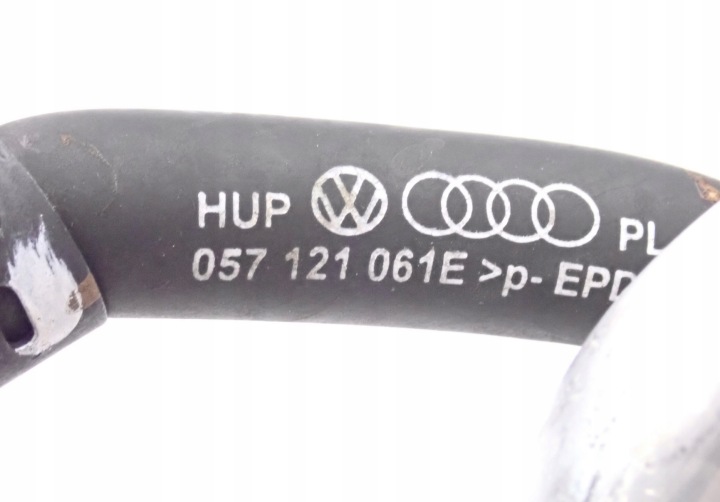 TUYAU TUYAU AQUATIQUE 4.2 TDI 057121061E 057121131B AUDI
