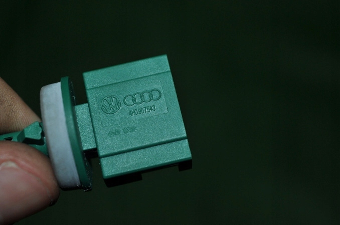 CAPTEUR TEMPÉRATURE AUDI A6 C7 4H0907543